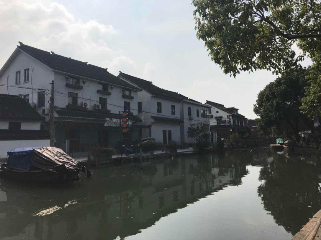 章泽天连续关注多个剑桥大学账号，将主修工商管理与市场营销专业游戏画面